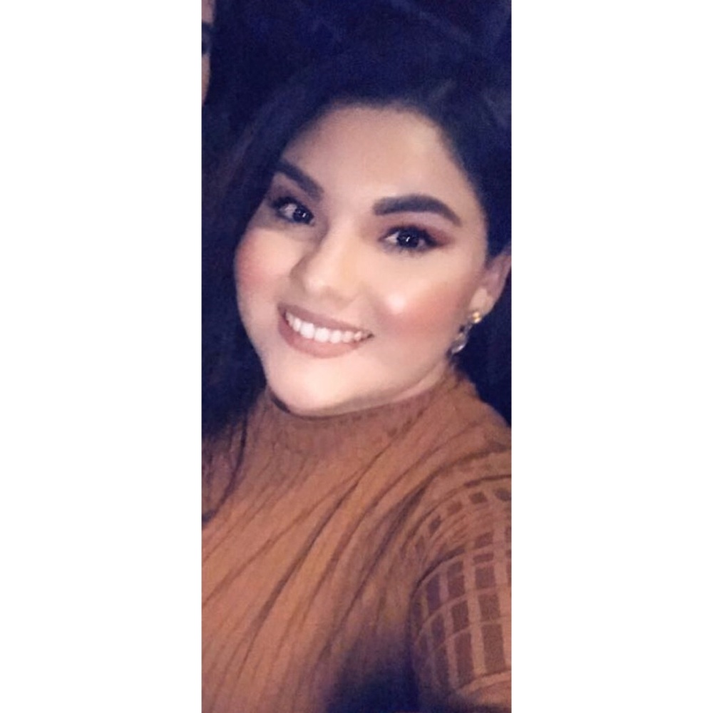 Meet your Posher, Sindi
